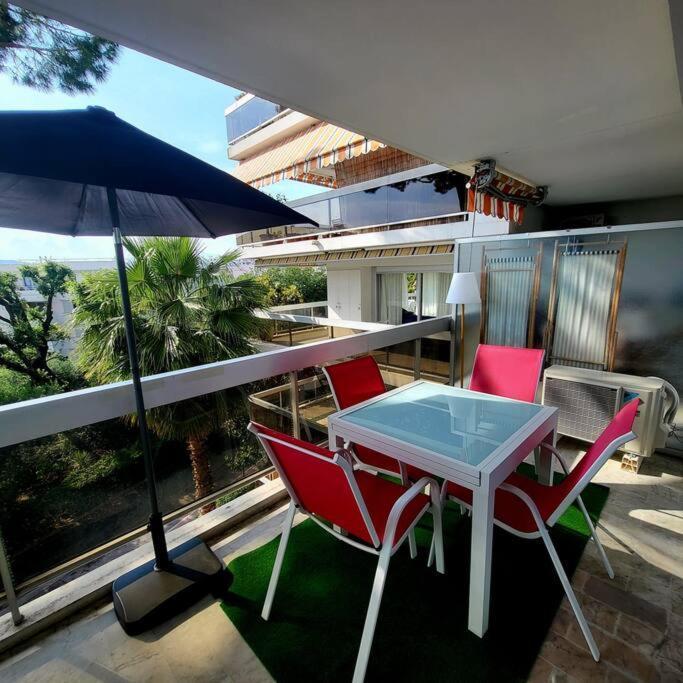 Grand Studio Localisation Ideale Antibes Exterior photo